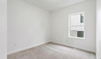 457 Rosedale Ter, Ballwin, MO 63021