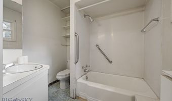 318 W 4th St, Anaconda, MT 59711