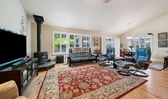 20967 YUKON St, Aurora, OR 97002