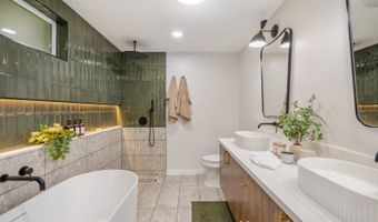 3641 Kumuone St, Honolulu, HI 96822