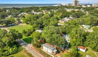 512 Peyton Dr, Biloxi, MS 39530