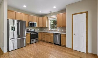 6773 158th St W, Apple Valley, MN 55124