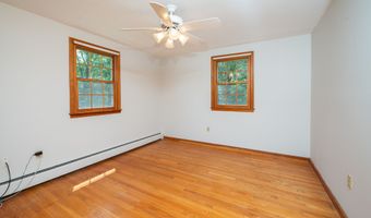 198 N Timber Ln, Cheshire, CT 06410