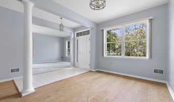 18 Valley Stream Pl, Barnegat, NJ 08005
