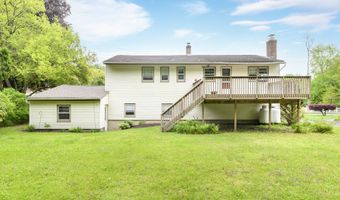 30 Tamanny Trl, Danbury, CT 06811