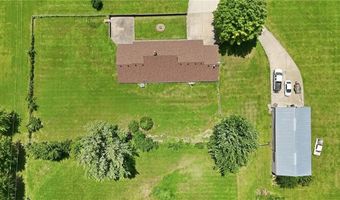 17274 Kansas Ave, Basehor, KS 66012