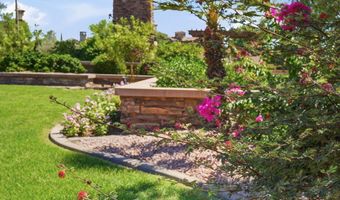 525 W HARMONY Pl, Chandler, AZ 85248