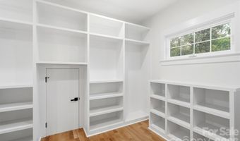 1412 Kennon St, Charlotte, NC 28205