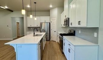 5302 SW Firethorn Ln, Bentonville, AR 72713
