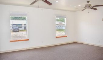 106 SE 2nd St, Antlers, OK 74523