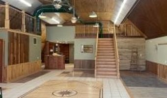 404 Airport Rd, Albert Lea, MN 56007