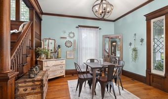819 Center St, Ashland, OH 44805