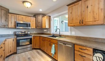 3729 Heritage Dr, Billings, MT 59102