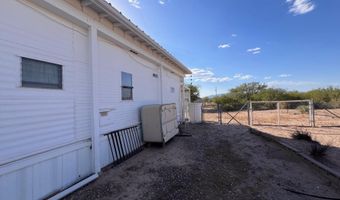 1185 N Basyl Ln, Benson, AZ 85602