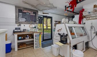 208 New Rd, Arundel, ME 04046