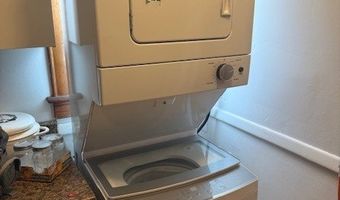 18 Walnut St, Bristol, CT 06010