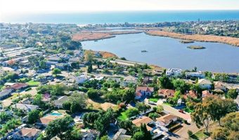 2435 Tuttle St, Carlsbad, CA 92008