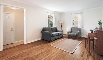 65 Maple St, Darien, CT 06820