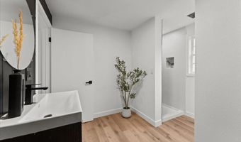 6225 SW CROSS CREEK Dr, Beaverton, OR 97078
