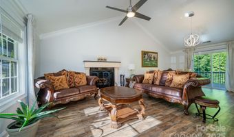 19 Azure Sage Way, Asheville, NC 28806