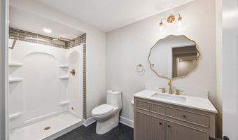1519 NE Williamsburg Dr, Ankeny, IA 50021