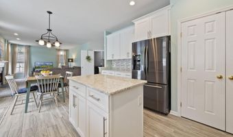10 Butternut Ln, Bayville, NJ 08721