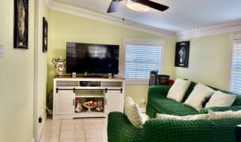 850 SAILFISH Dr E, Atlantic Beach, FL 32233