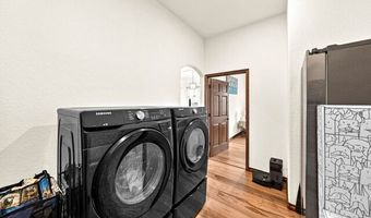 120 Western Way, Adkins, TX 78101