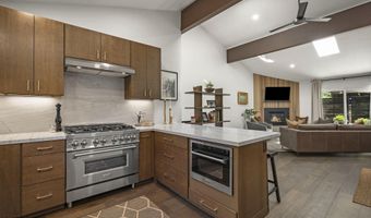 321 Ski Way 122, Incline Village, NV 89451
