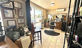 300 S 7th St, Anthony, TX 79821