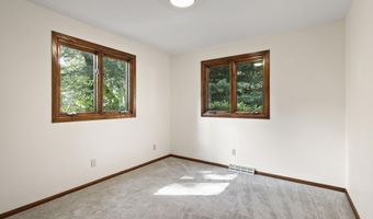 10 Krystana Way, Madison, WI 53711