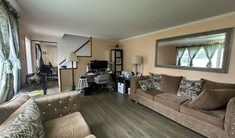 165 GREENFIELD Dr, Bridgeport, CT 06606