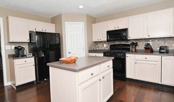 541 Yorktown Ln, Avon, IN 46123
