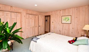 121 Hiawatha Rd, Becket, MA 01223