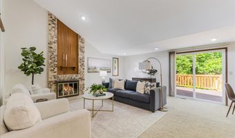 9810 SW ROBBINS Dr, Beaverton, OR 97008