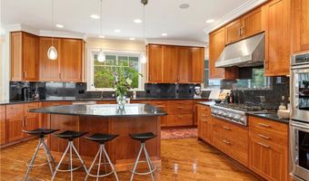 1003 Fort Getty Rd, Jamestown, RI 02835