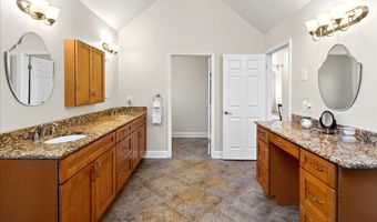 212 MONROE Ave, Belle Mead, NJ 08502