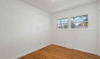 881 LINN Ave, Oregon City, OR 97045