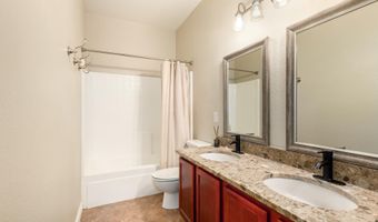 6888 S ONYX Dr, Chandler, AZ 85249