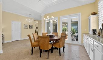 6903 Crestpoint Dr, Apollo Beach, FL 33572