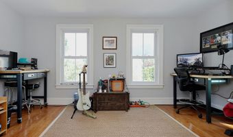 30 Elizabeth St, Bethel, CT 06801