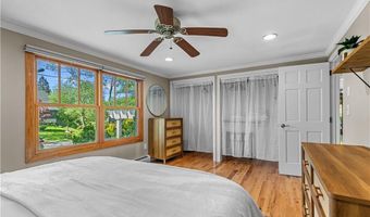 46 Steamboat St, Jamestown, RI 02835