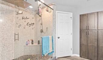 1912 Burns Ct, Austin, IN 47102