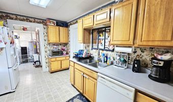 145 W 19TH St, Baxter Springs, KS 66713