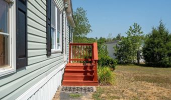 6 Joyce Ln, Raymond, NH 03077
