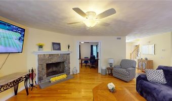 6 Forest Hill Dr, North Smithfield, RI 02896