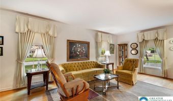 2892 Edgemont Dr, Allentown, PA 18103