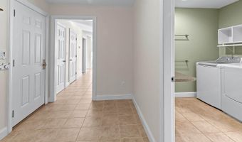 183 Skyline Rd, Bangor, ME 04401