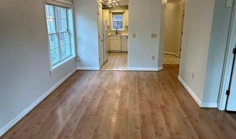 6924 FAIRFAX Dr #140, Arlington, VA 22213