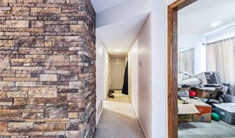 2332 Hummingbird Ln, Bullhead City, AZ 86442
